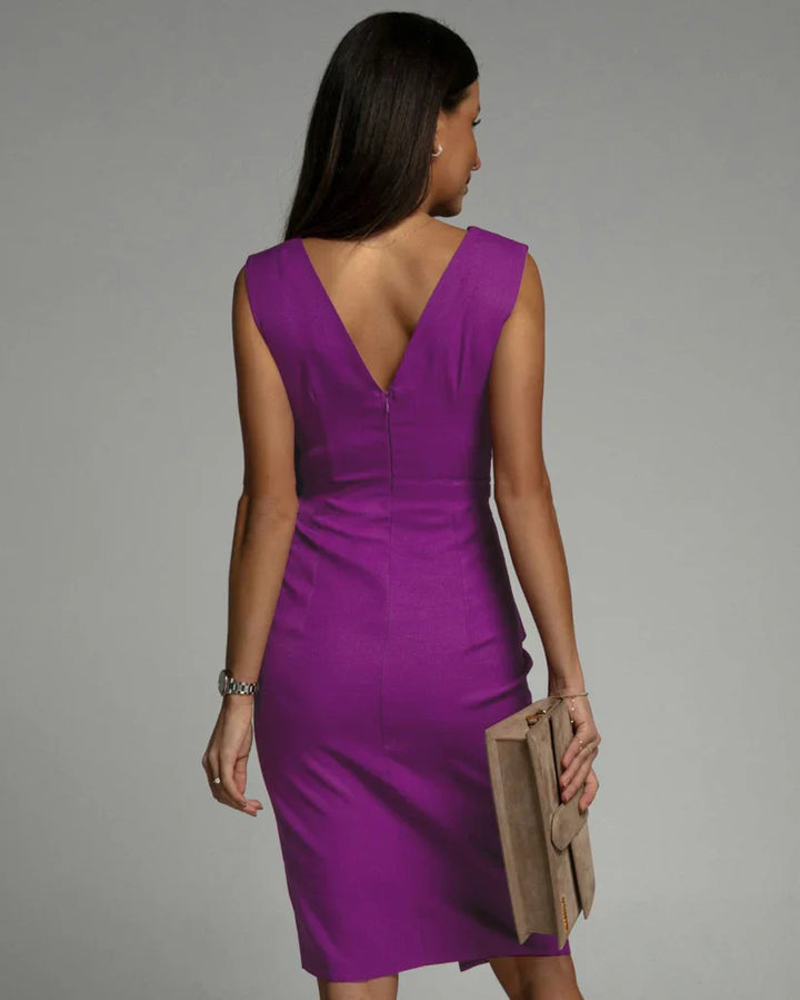 Gudrun - Vestido Justo Elegante E Cheio De Estilo